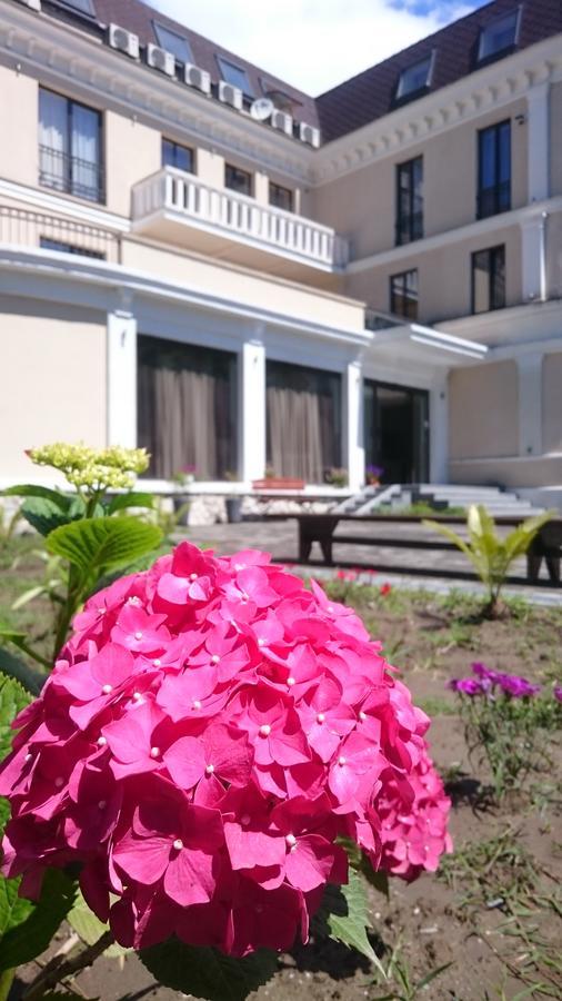 SPA Hotel Karakas Sukhumi Bagian luar foto