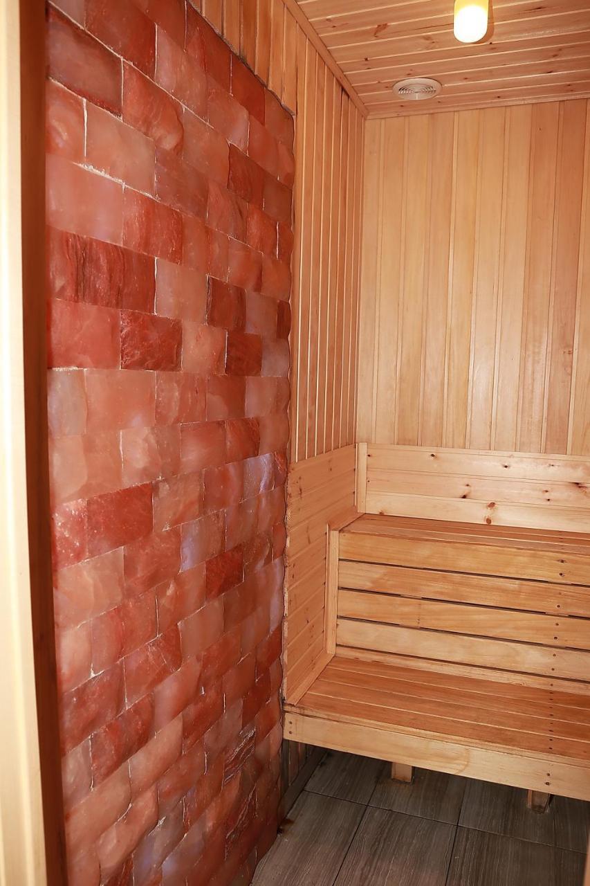 SPA Hotel Karakas Sukhumi Bagian luar foto