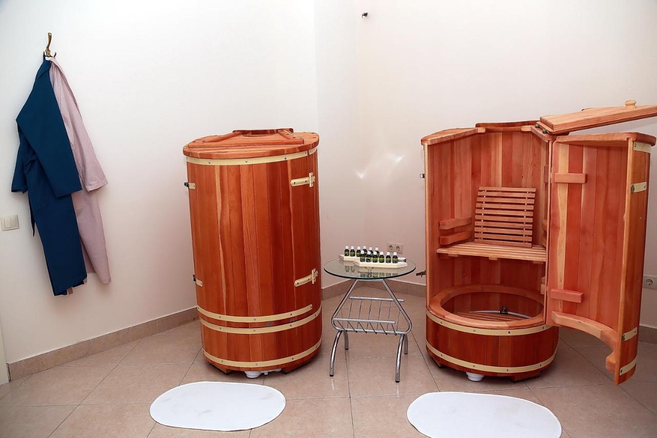 SPA Hotel Karakas Sukhumi Bagian luar foto